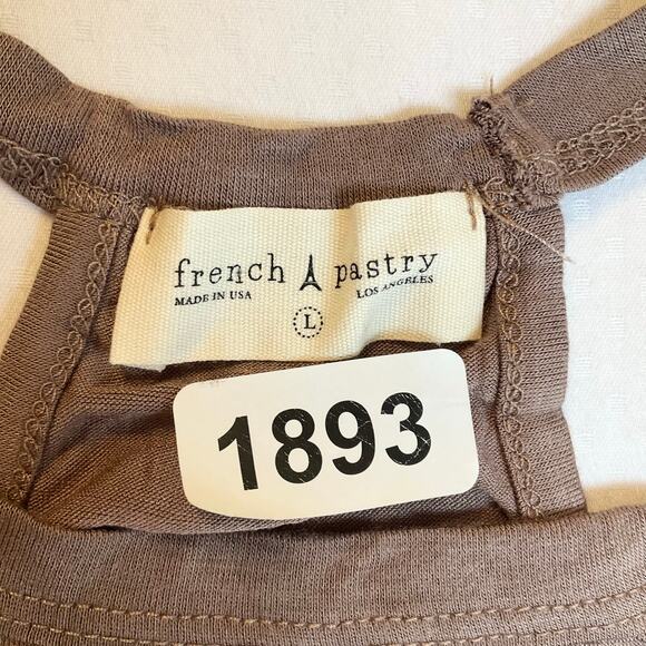French Pastry Los Angeles Women Blouse size L Brown Sleeveless Dream Catcher - Picture 4 of 7